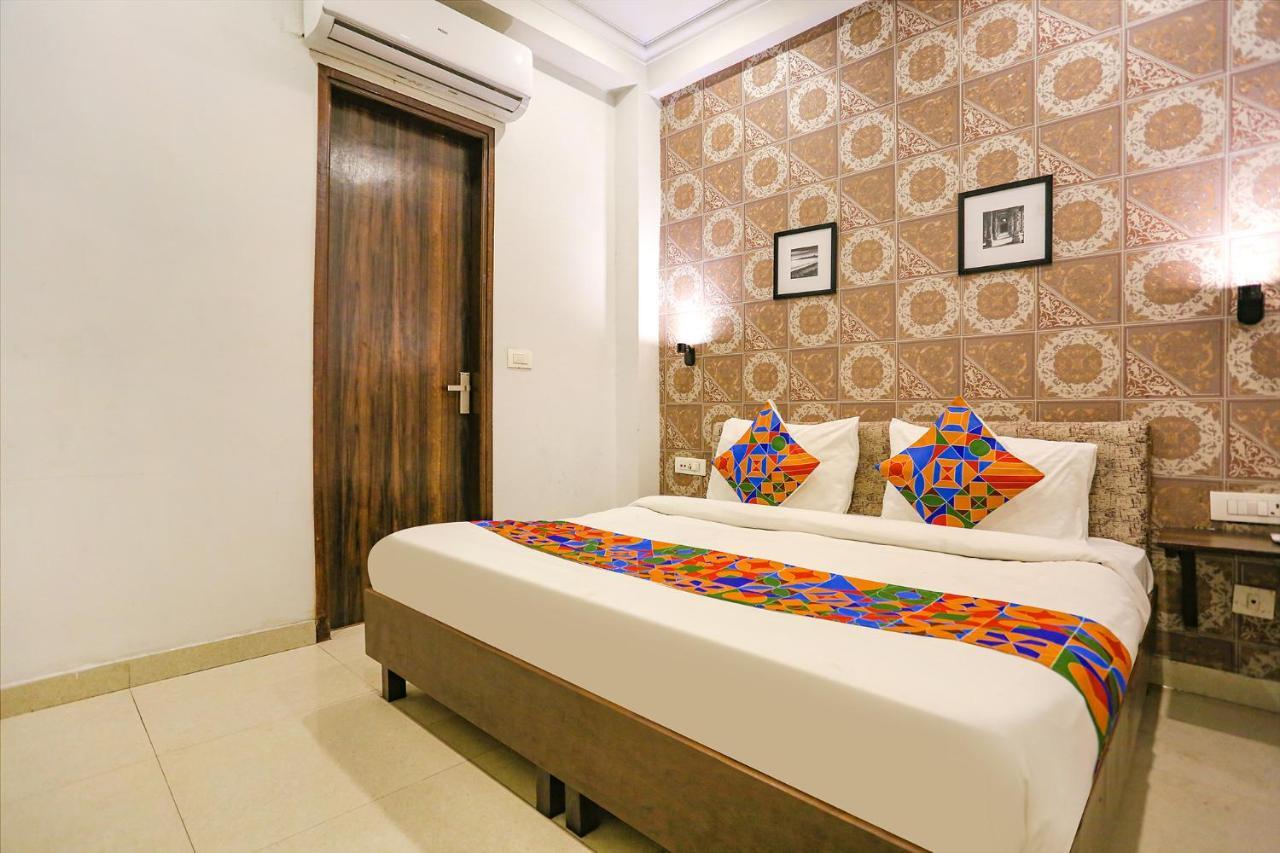 Fabhotel Novel Suites - Nr Yashobhoomi Convention Centre New Delhi Buitenkant foto